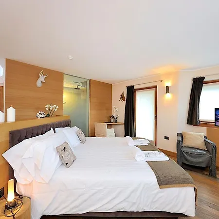 Szálloda Dv Boutique & 4*